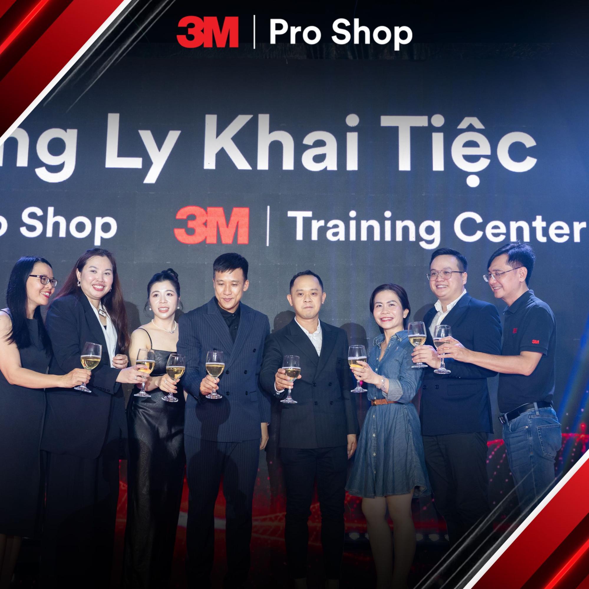 Hoat dong trong le khai truong 3M Pro Shop